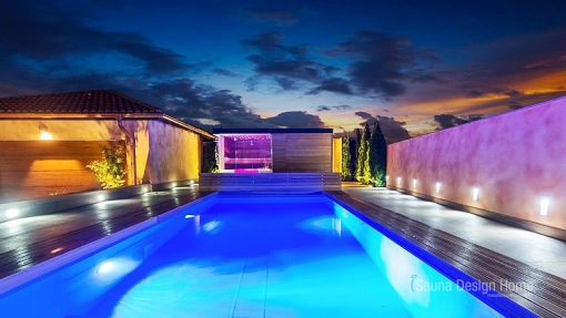 Saunovanie pri západe slnka Saunovanie pri západe slnka